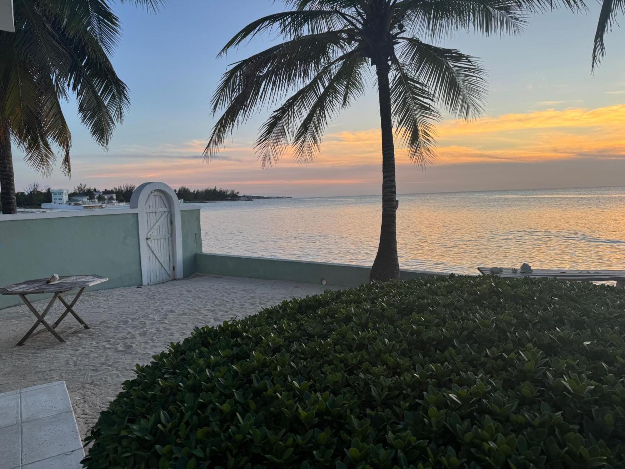 Sunset Cove - Vacation In Paradise! Appartement Nassau